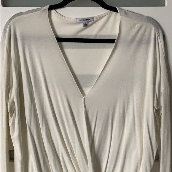 Fashion Nova “Come Over” Top - Picture 2 of 5